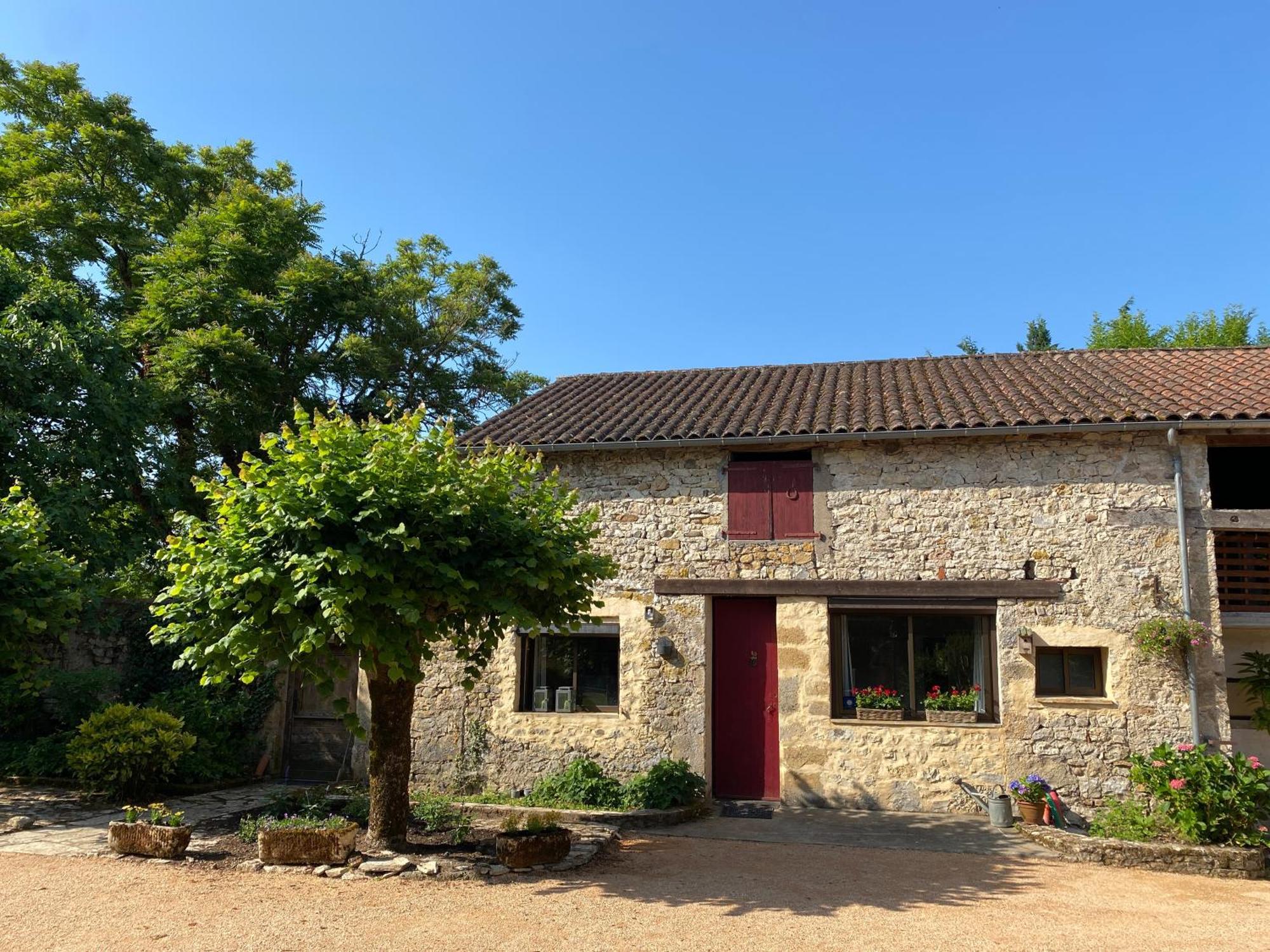 Sfeervol Vakantiehuis Op Landgoed Aan De Dordogne Villa Prudhomat Esterno foto