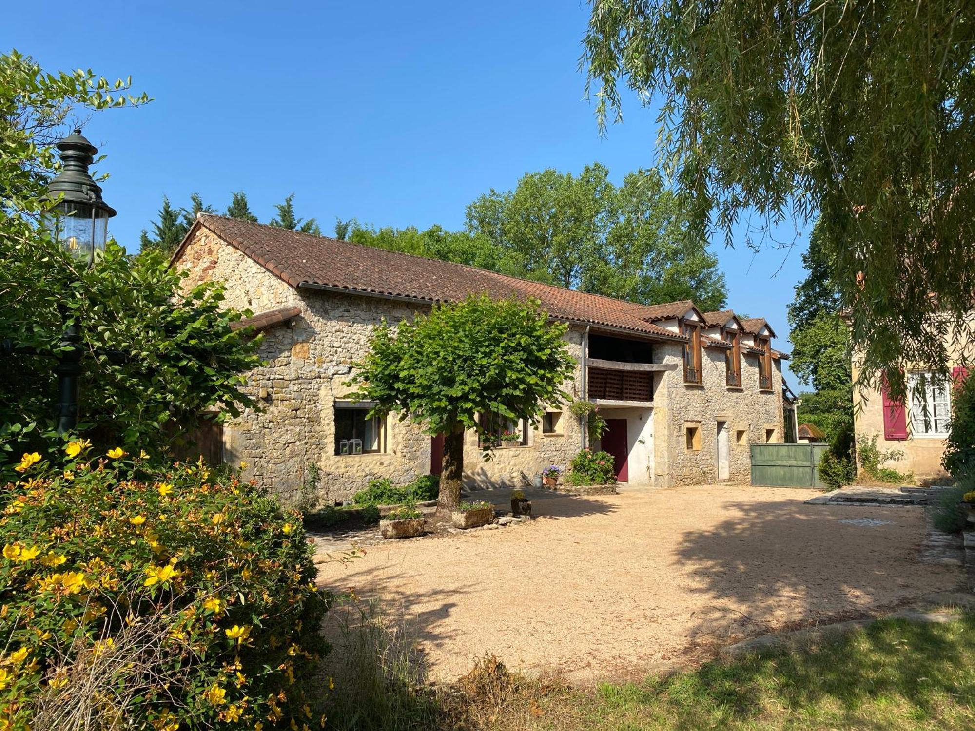 Sfeervol Vakantiehuis Op Landgoed Aan De Dordogne Villa Prudhomat Esterno foto